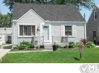 22333 Blackburn St, Saint Clair Shores, MI 48080