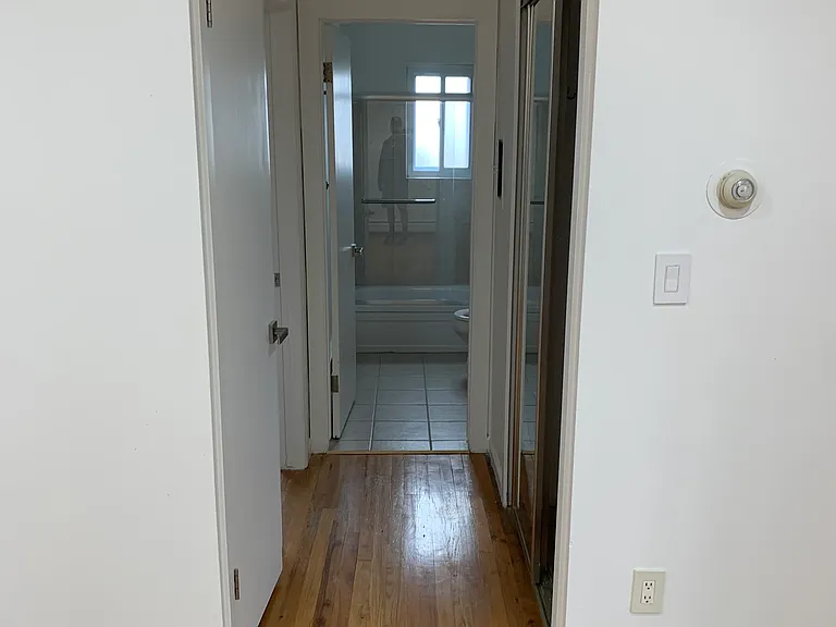 1727 E Forteen Mile Rd — Photo 7