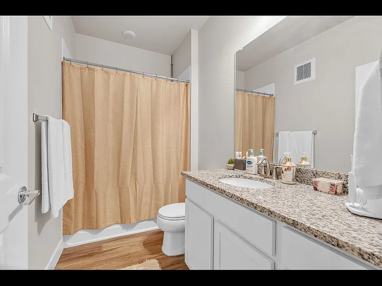 14331 E Tennessee Ave #101 — Photo 14