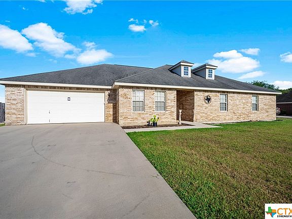 2nd image of 150 Castlewood Dr