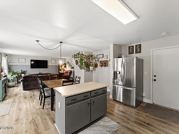 5th image of 7454 Hebrides Ct