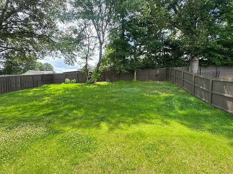 114 Canonbury Dr — Photo 34