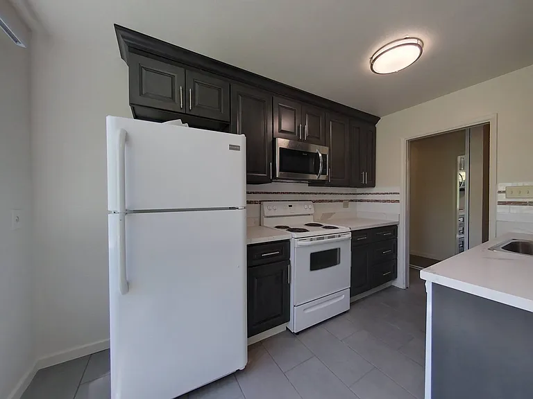 2610 Regent St. — Photo 11