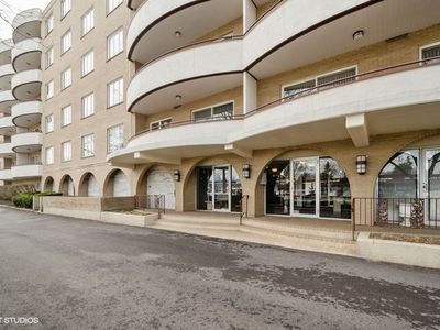 6400 N Cicero Ave APT 502, Lincolnwood, IL, 60712