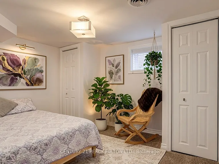 144 Taylor Ave #BASEMENT — Photo 11