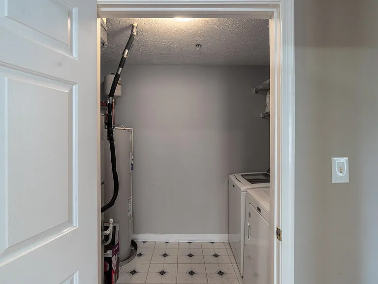 689 Winding Stream Way #101 — Photo 22