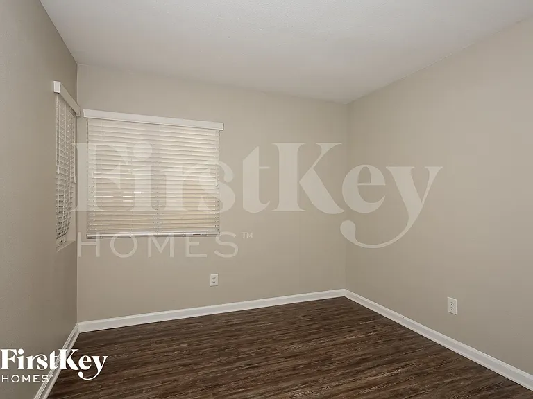 1916 Badger Canyon Ave — Photo 12