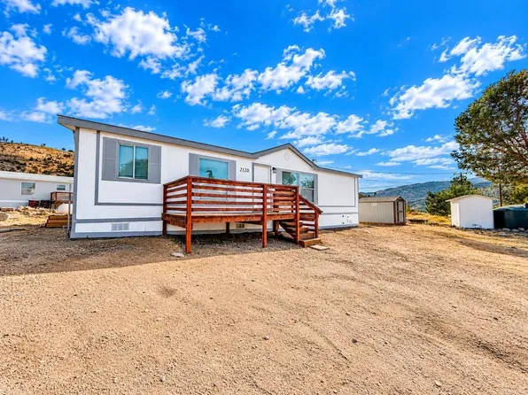 2120 Pasadena Ln, Lake Isabella, CA 93240