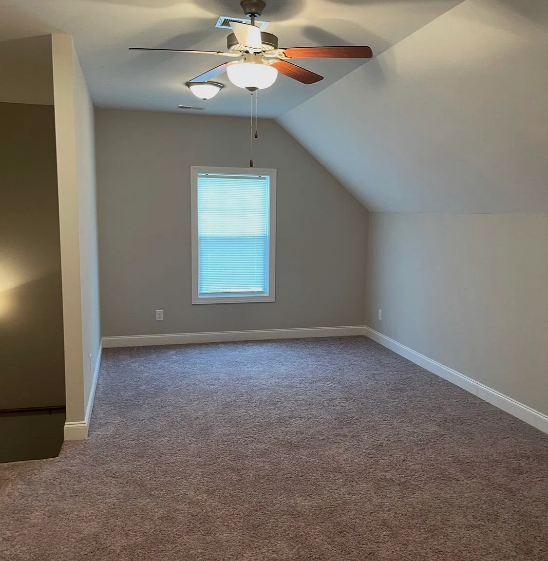 2 bed, 1512 sqft, $2,200 — Photo 4