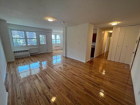 4th image of 831 Bartholdi St APT 2K