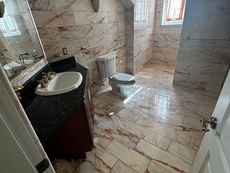 7000 Monument Dr — Photo 15