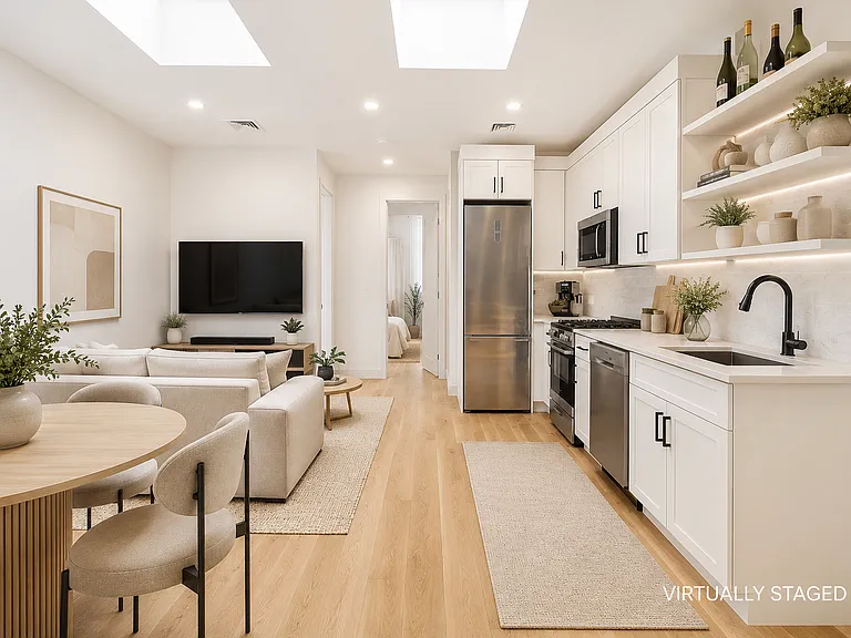 231 Cornelia St #3 — Photo 1