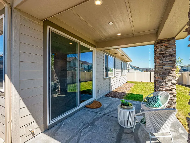 5368 S Snowden Ave — Photo 24