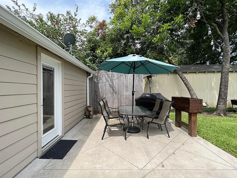 5743 Vanderbilt Ave — Photo 17