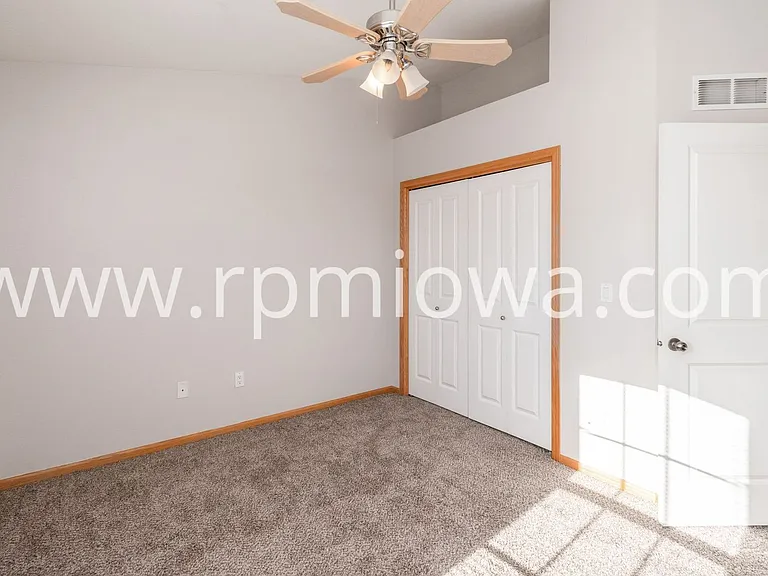 3181 SW Sharmin Ln — Photo 11