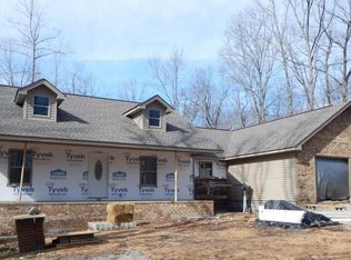 412 Cumberland Cove Rd, Monterey, TN 38574