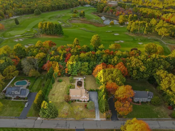 99 Country Club Dr, Northbridge, MA 01534