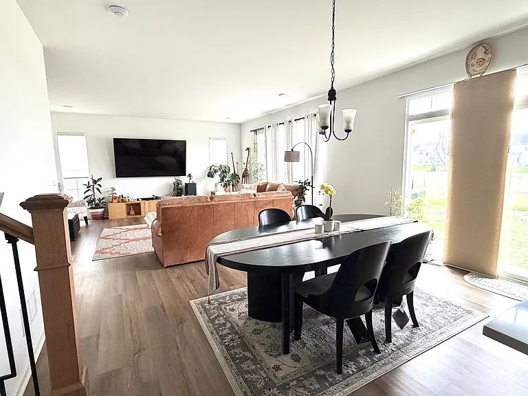 15210 S Emerson St — Photo 5