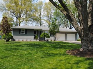 844 Pleasant Dr NW, Warren, OH