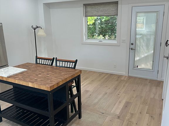 5th image of 222A Saint Marks Rd