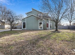 7125 E Chadowes St, Wichita, KS 67206