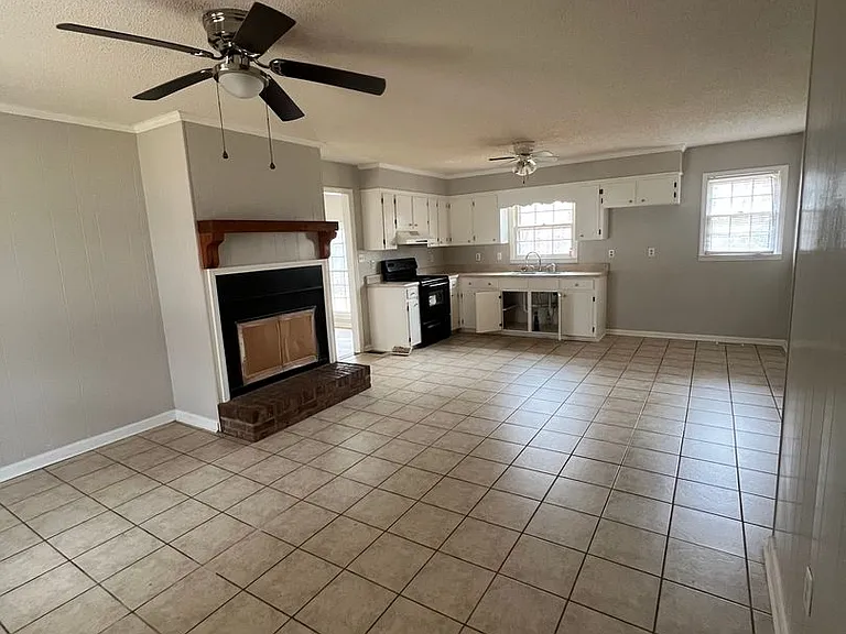 545 Asbury Rd — Photo 18