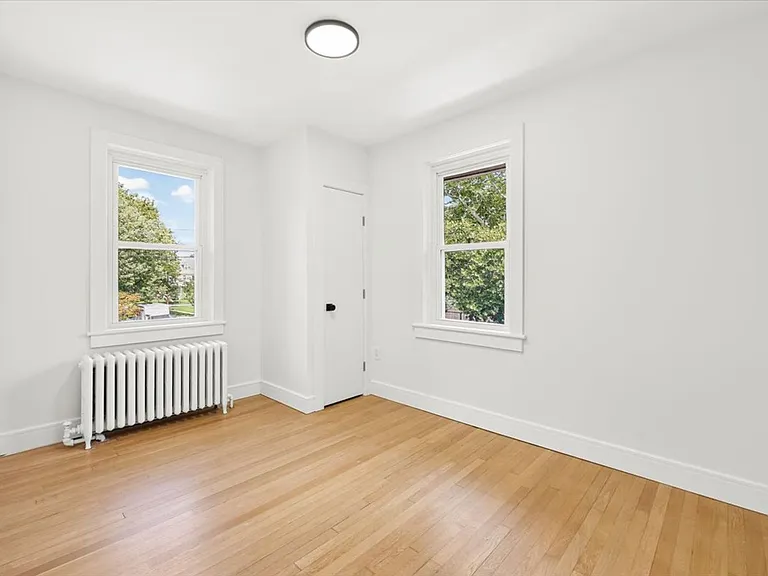 430 Cinnaminson Ave — Photo 22