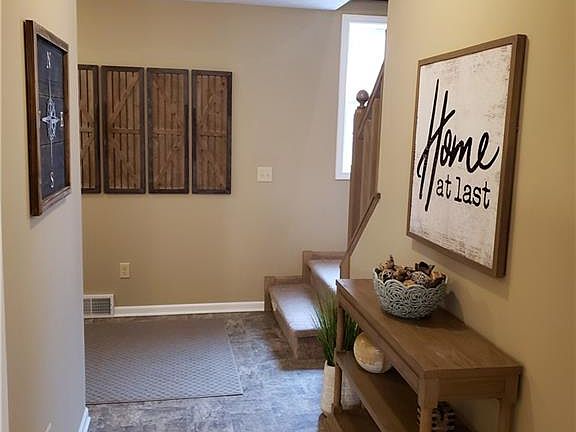 3rd image of 29090 Pembrooke Blvd