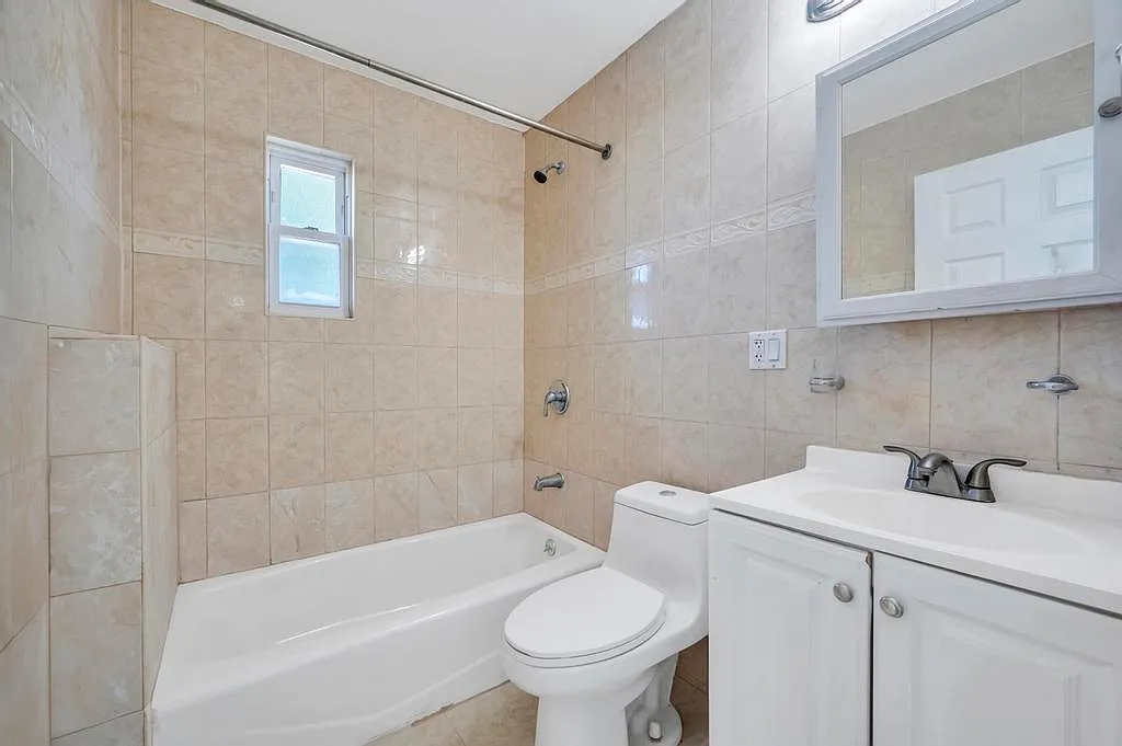 2 bed, 700 sqft, $2,500 — Photo 4
