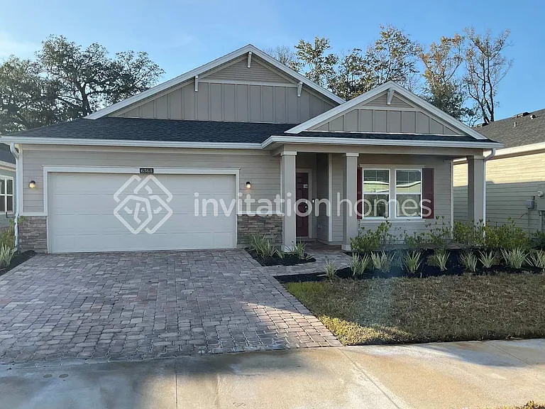 6364 Starlight Dr — Photo 1