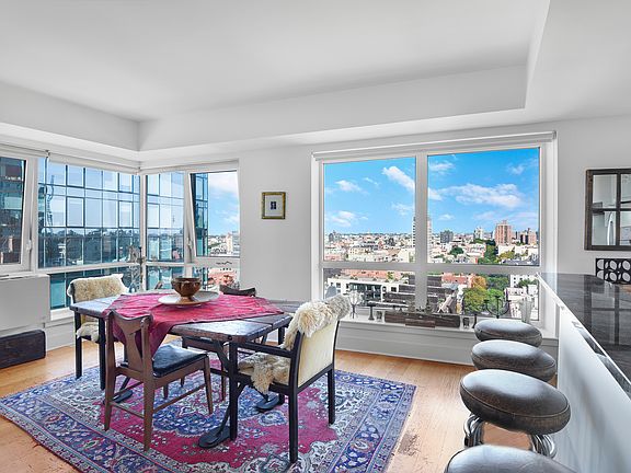 4th image of 440 Kent Ave APT 18D