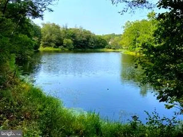 1 Sunrise Blvd, Romney, WV 26757