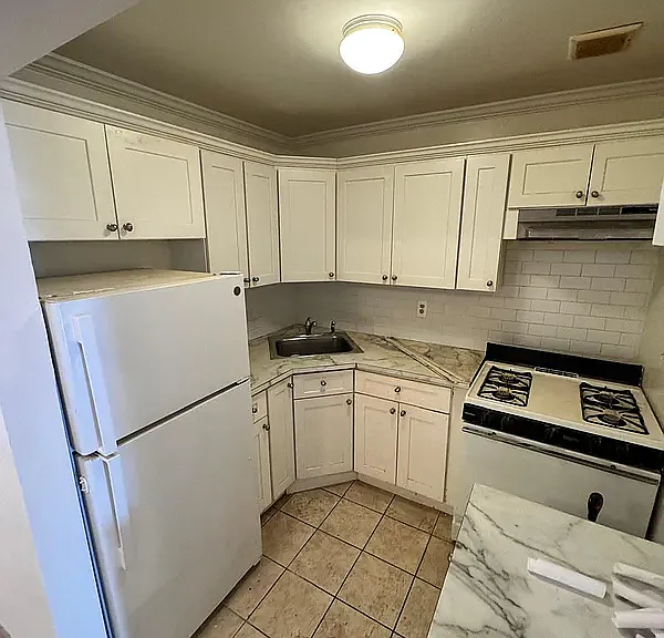 211 Beach 96 St #2 — Photo 8