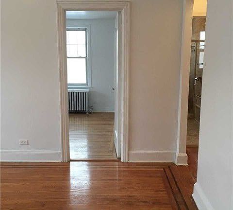 3rd image of 6335 Haring St #2FL