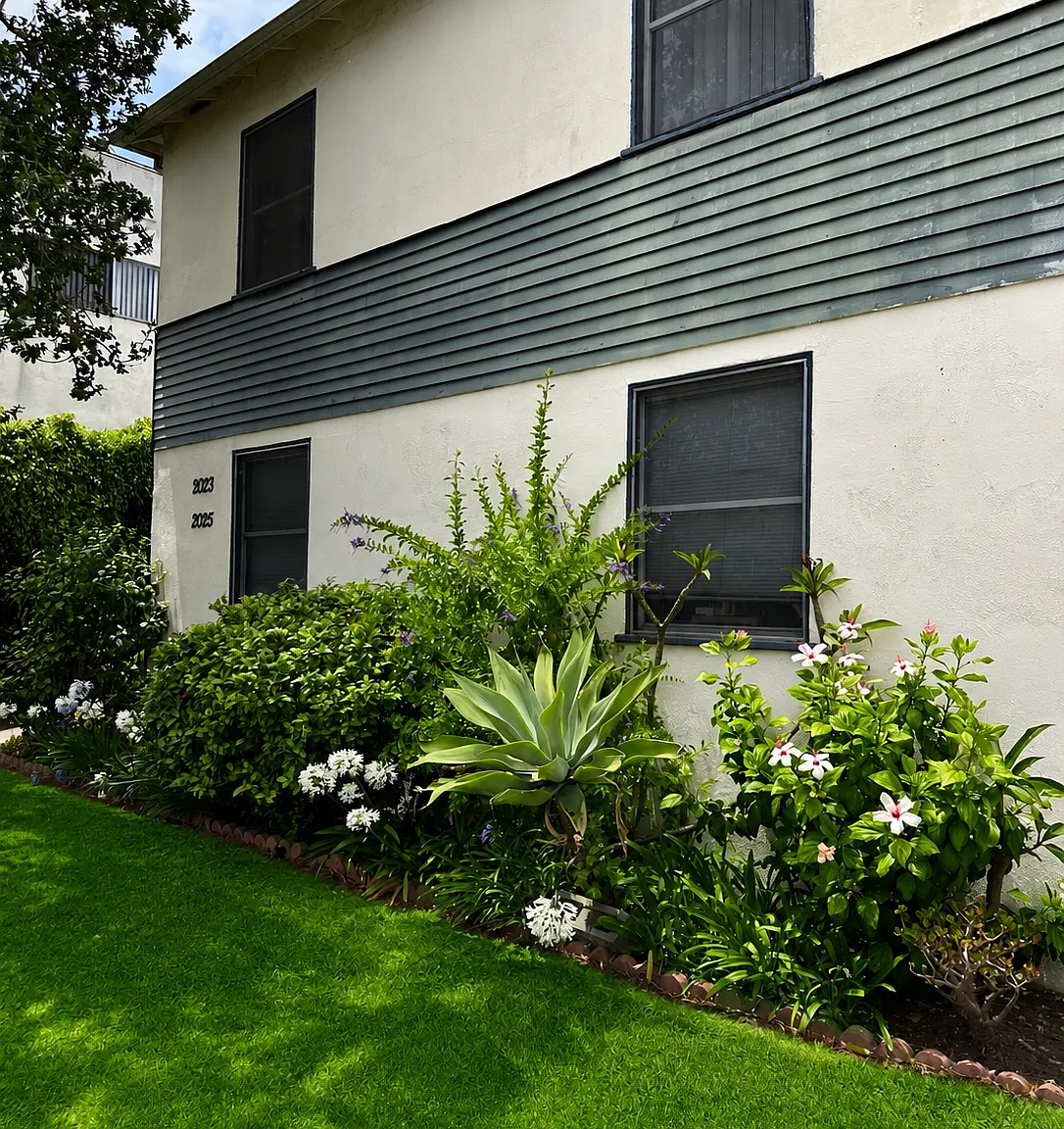 1/2 S Sherbourne Dr, Los Angeles — Photo 1