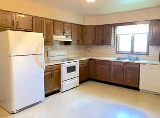 403 3rd Ave SW APT 8, Le Mars, IA 51031