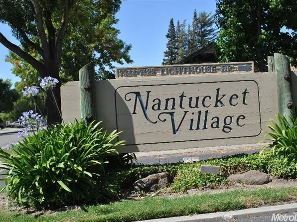 7410 Lighthouse Dr, Stockton, CA 95219
