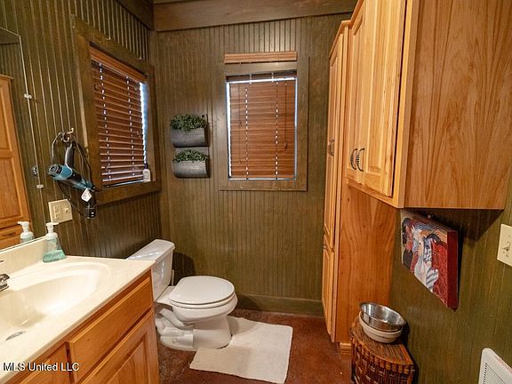 81st image of this home