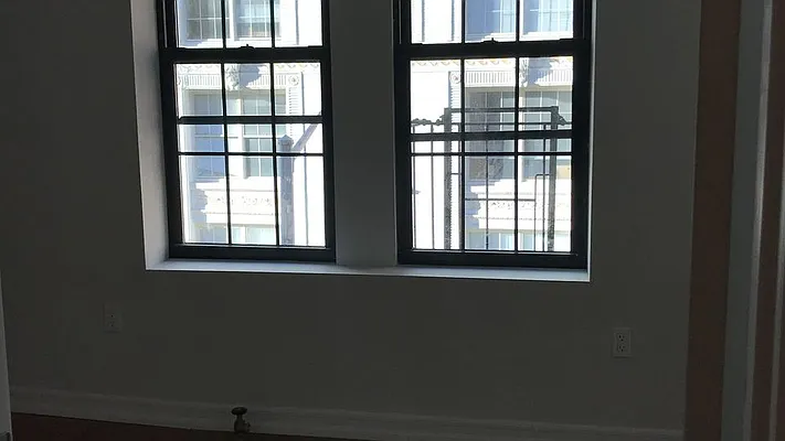 Rented by Nooklyn NYC LLC | media 33