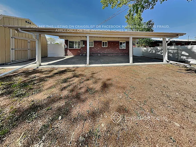 1284 Ember St — Photo 18