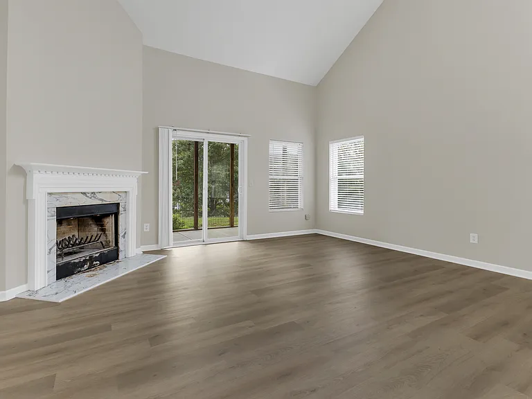7336 Autumn Crossing Way — Photo 10