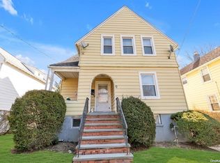 9 Jefferson St, Port Washington, NY 11050