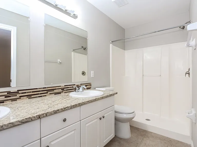 3031 SW 15th Ave — Photo 10