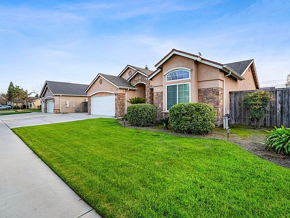 2nd image of 1783 Rosa Avenue