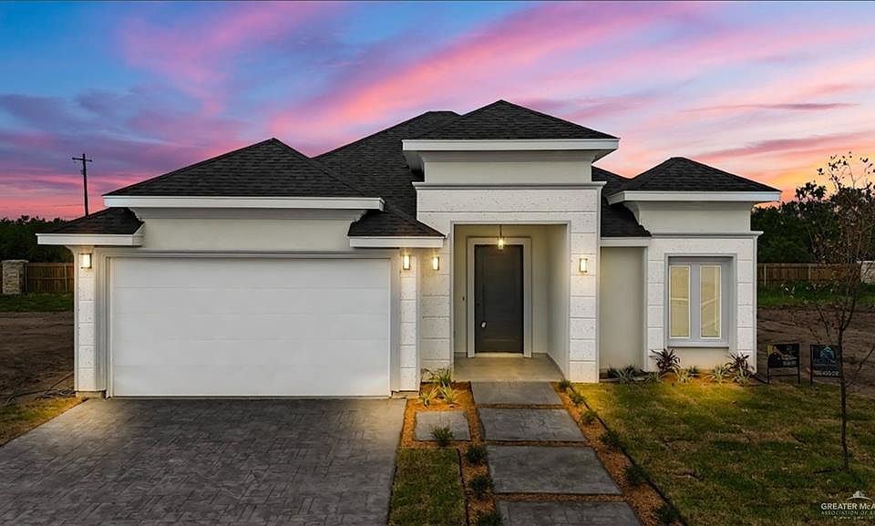 1st image of 1240 Bridle Way