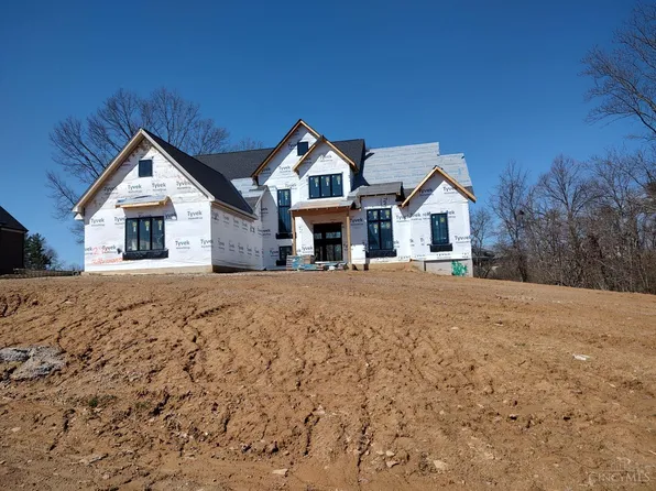 245 Coldstream Club Dr, Cincinnati, OH 45202