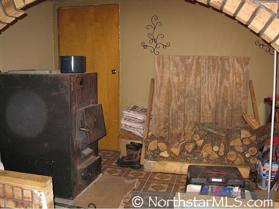 5th image of 26741 Riverview Dr
