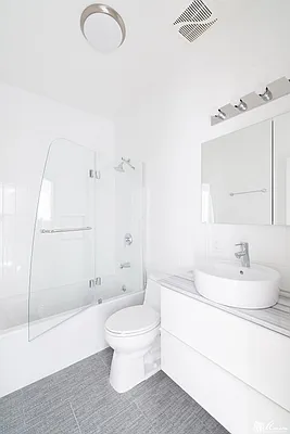 Rented by Maison International | media 4