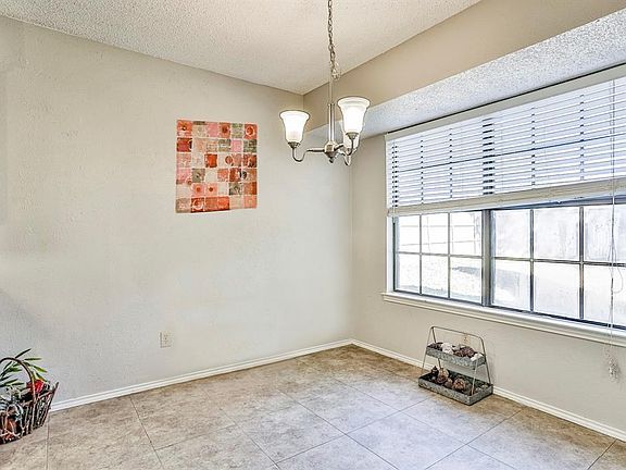 4th image of 1803 Wisteria St