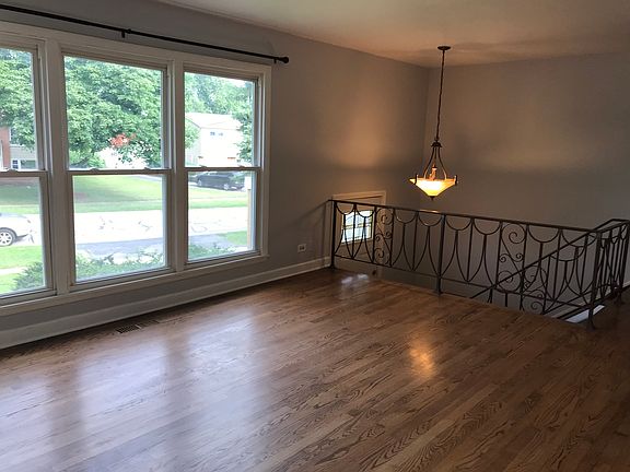 4th image of 7320 Catalpa Ave